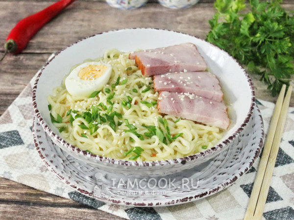Рамен с ветчиной, рецепт с фото