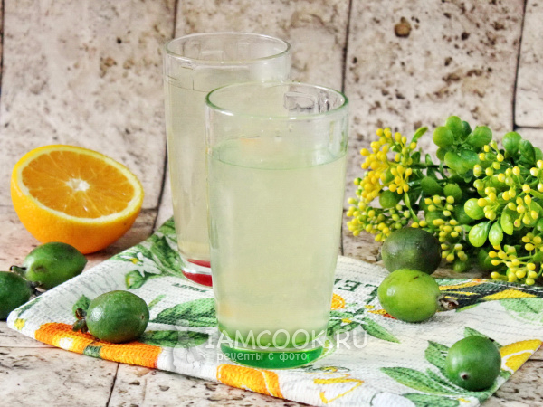 Компот из фейхоа и апельсина, рецепт с фото