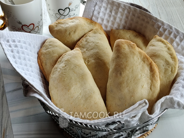 Сочни (сочники) с мясом, рецепт с фото