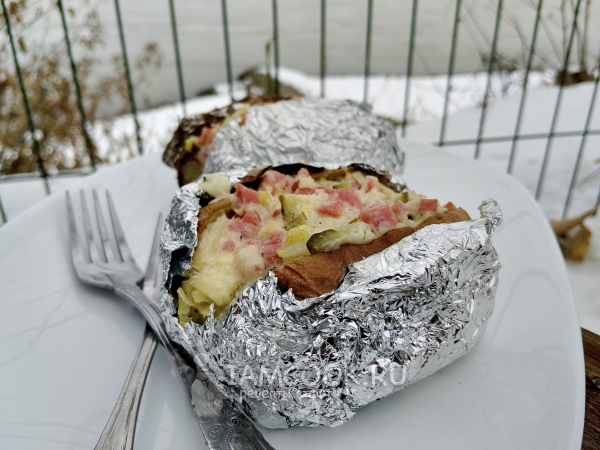 Крошка-картошка на мангале (на углях), рецепт с фото