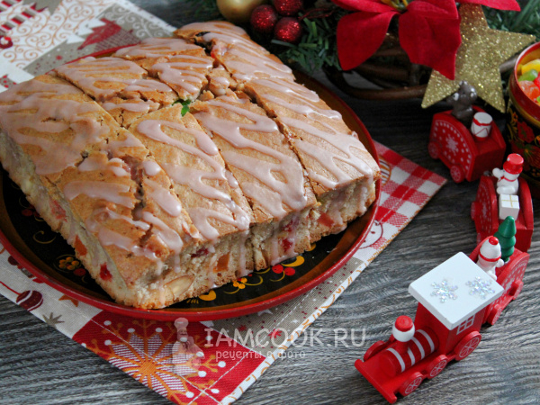 Коврижка с цукатами и орехами, рецепт с фото