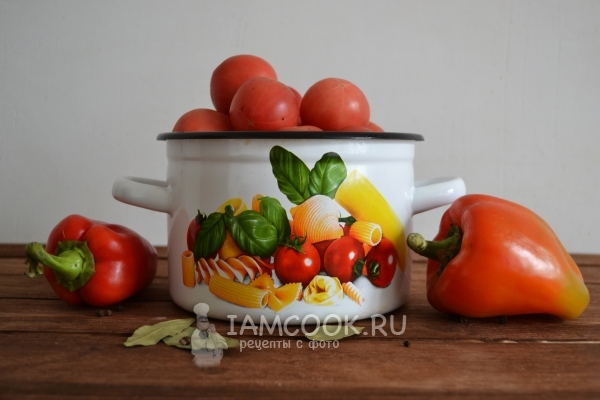 Ингредиенты для томатного сока через сито на зиму