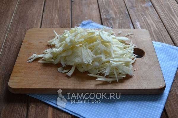 Рецепт: Зразы картофельные с капустой | Постные - с квашеной капустой