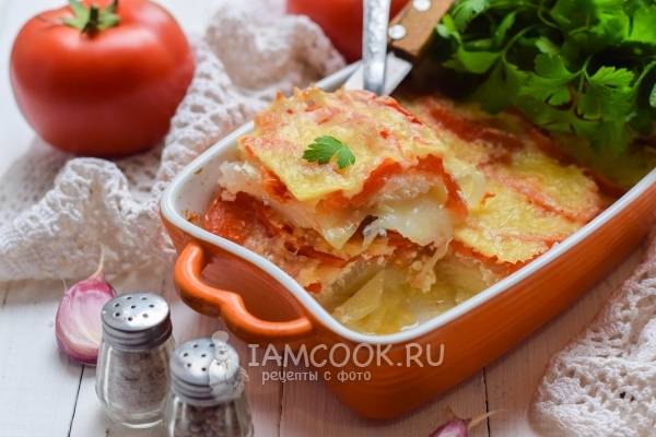 Рыба запеченная в мультиварке с картошкой, помидорами и сыром