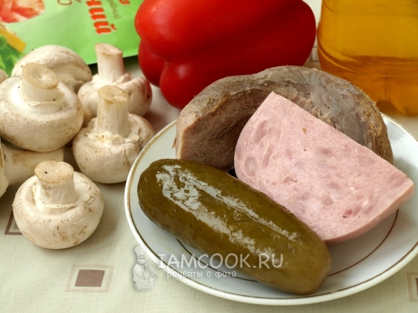 Ингредиенты для салата «Дамский каприз» с языком и ветчиной