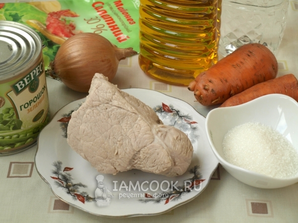 Ингредиенты для салата «Купеческий» со свининой