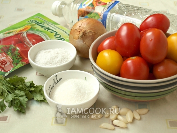 Ингредиенты для помидоров с луком «Пальчики оближешь» на зиму
