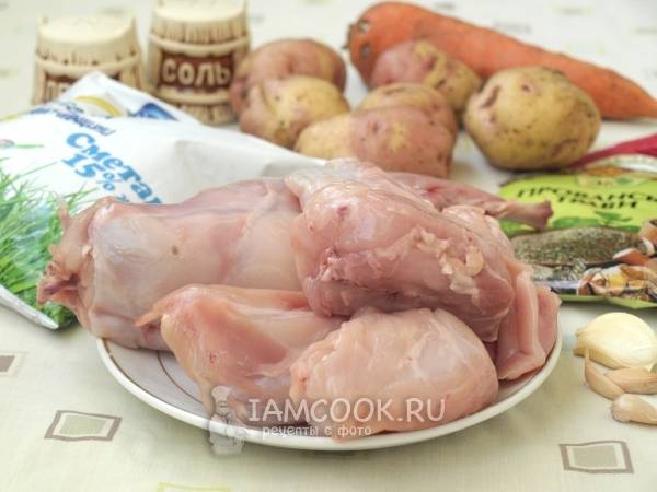 Тушеный кролик с картошкой в мультиварке