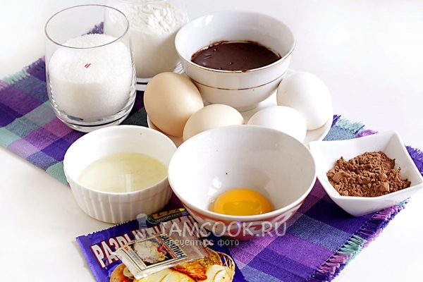 Ингредиенты для бисквита с шоколадной пастой