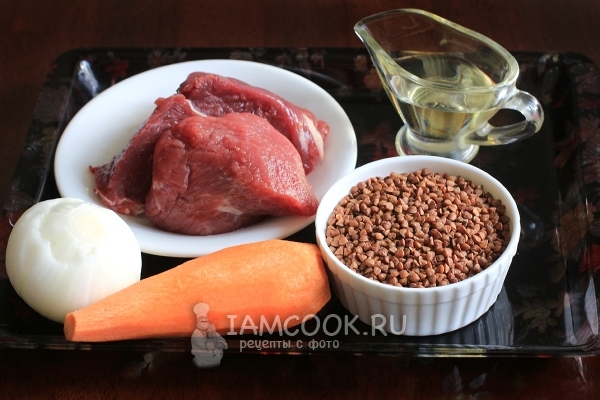 Ингредиенты для гречки с мясом на сковороде
