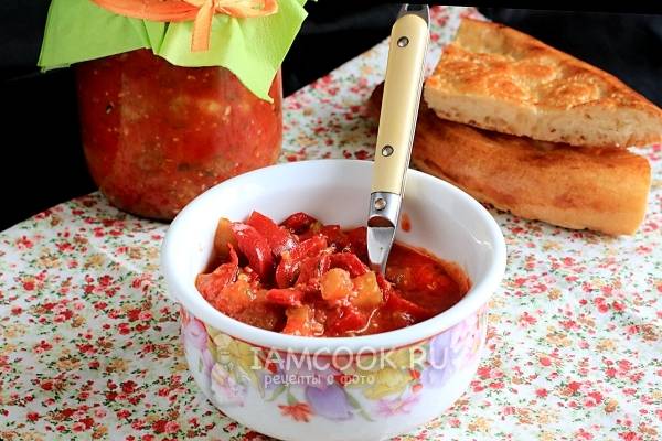 Салат из баклажанов с помидорами и болгарским перцем - пошаговый рецепт