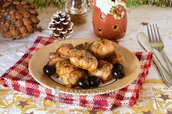 Фото куриных ножек, фаршированных оливками и сушеными грибами