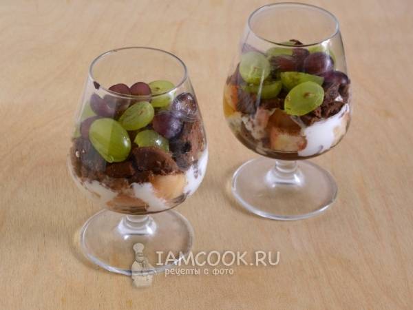 Десерт из йогурта с ягодами и печеньем – пошаговый рецепт с фото на демонтаж-самара.рф