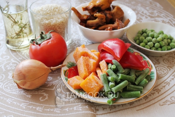 Ингредиенты для риса с грибами и овощами