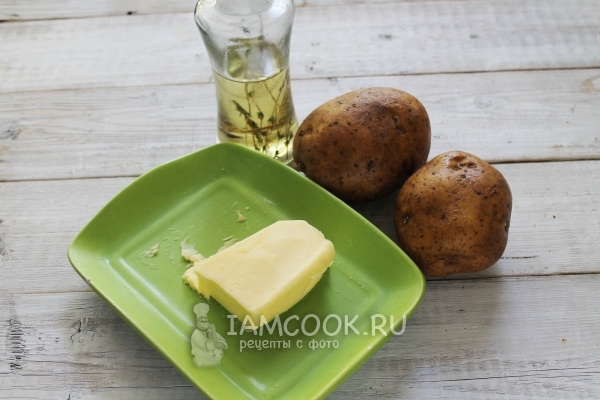 Ингредиенты для жареной картошки с хрустящей корочкой на сковороде