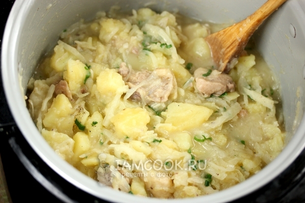 Рецепт картофеля с курицей и капустой в мультиварке