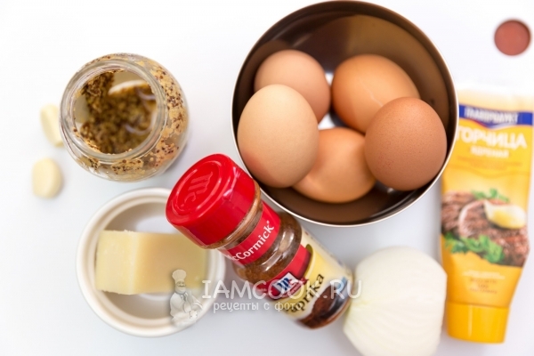 Ингредиенты для яичного салата с пармезаном и медом