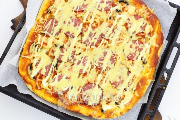 Рецепт пиццы на дрожжевом тесте с колбасой