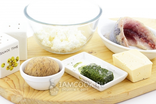 Ингредиенты для картофельных корзиночек с селедочным кремом
