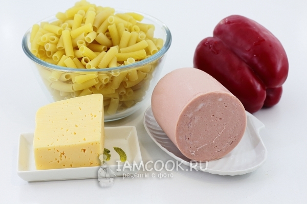 Ингредиенты для макарон с сыром и колбасой