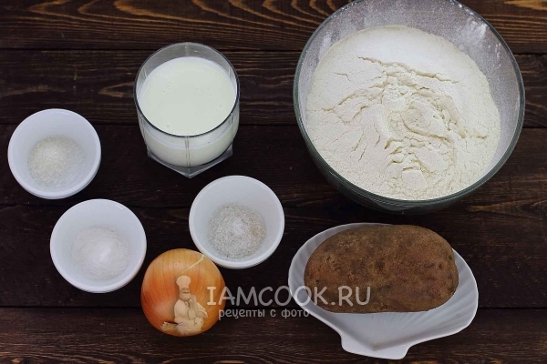 Ингредиенты для жареных пирожков с картошкой на кефире (на сковороде)