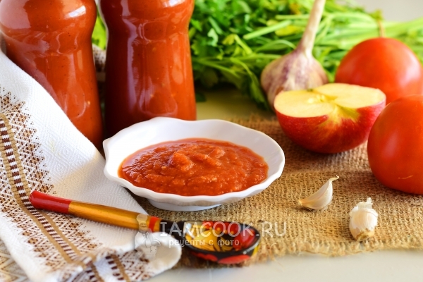 Фото домашнего кетчупа «Пальчики оближешь» из помидоров на зиму