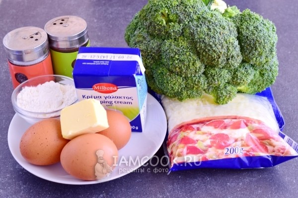 Ингредиенты для запеканки из брокколи с сыром и яйцами