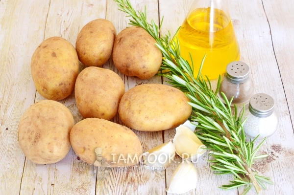 Ингредиенты для картофеля, запеченного с розмарином и чесноком в духовке