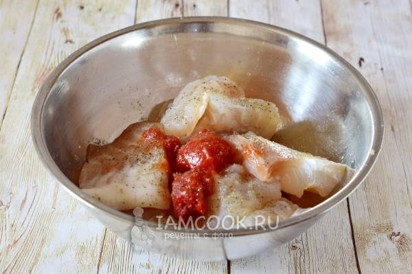 Рыба, запеченная с картофелем в духовке — быстрый и вкусный рецепт