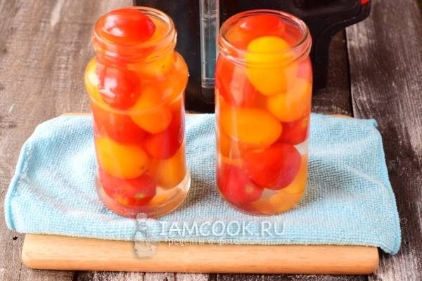 Черри в томатном соке на зиму – кулинарный рецепт