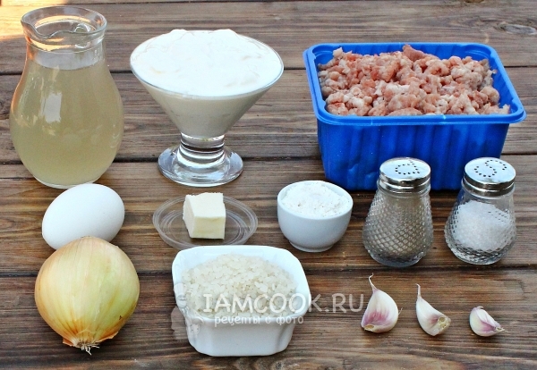 Ингредиенты для тефтелей в духовке в сметанном соусе
