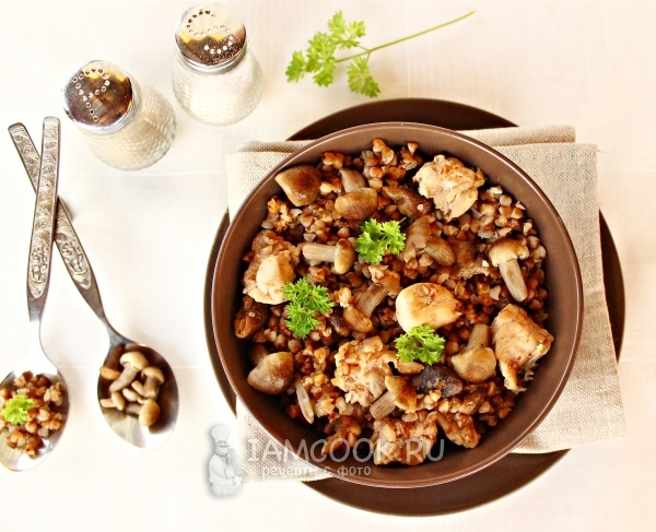 Рецепт гречки с мясом и грибами в мультиварке