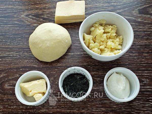 Ингредиенты для осетинского пирога на сковороде
