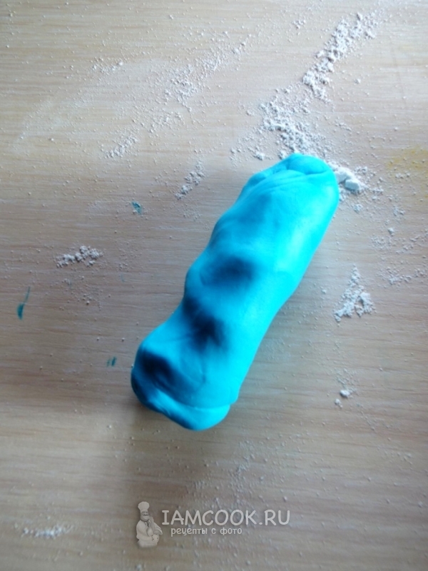 Окрасить мастику в голубой цвет
