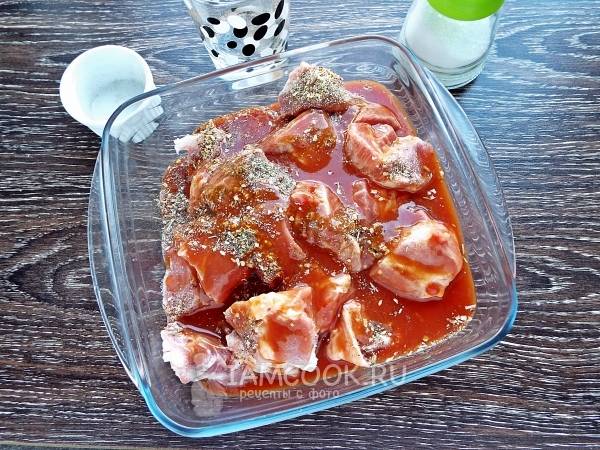 Шашлык из свинины в томатном соке
