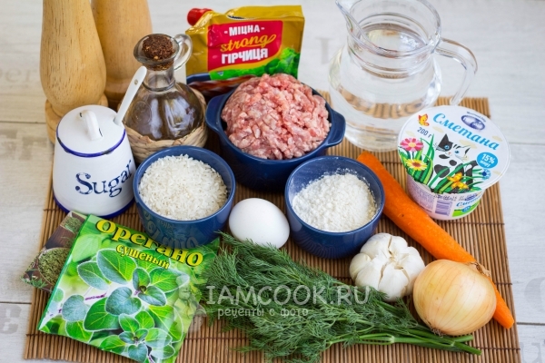 Ингредиенты для тефтелей в сметанном соусе в духовке и на сковороде