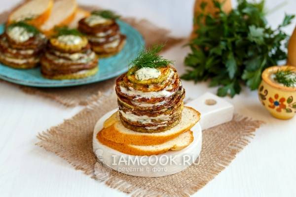 Жареные кабачки с сыром и чесноком - рецепт с фото пошагово