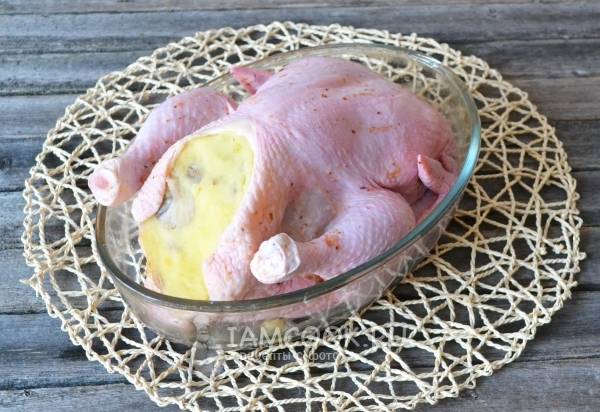 Курица, фаршированная картофелем и грибами — рецепт с фото пошагово