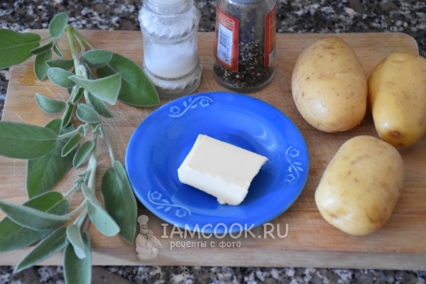 Ингредиенты для молодого картофеля, запеченного в фольге в духовке