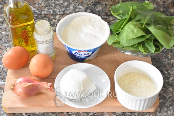 Ингредиенты для фриттаты со шпинатом и сыром