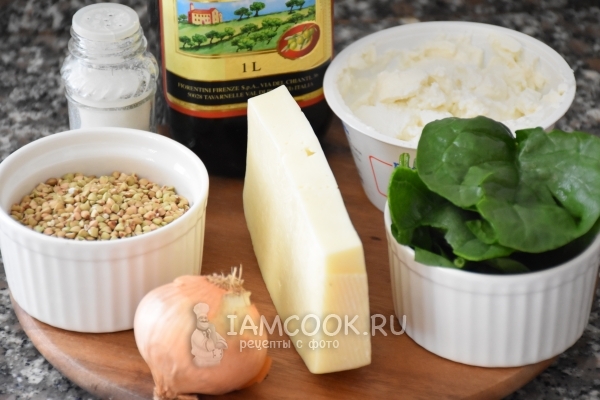 Ингредиенты для гречневой запеканки с рикоттой и шпинатом