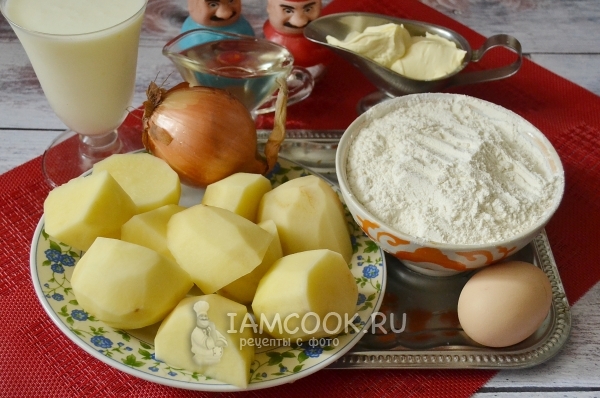 Ингредиенты для вареников с картошкой на кефире