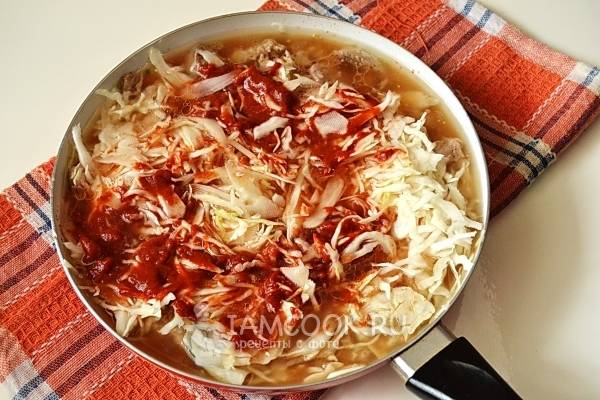 Классический бигус с капустой и мясом: пошаговый рецепт