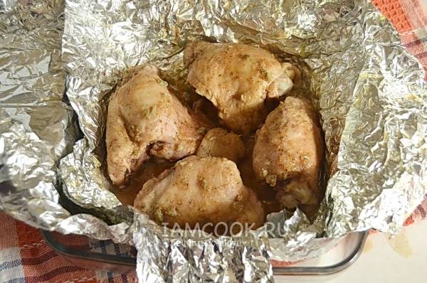 Куриные окорочка в духовке с картошкой