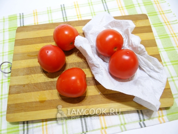 Помыть помидоры