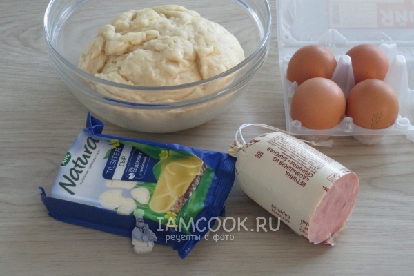 Ингредиенты для пирожков с ветчиной и сыром