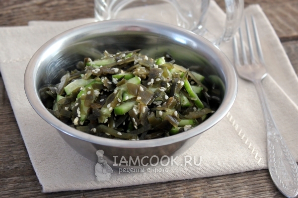 Рецепт салата из морской капусты с огурцом