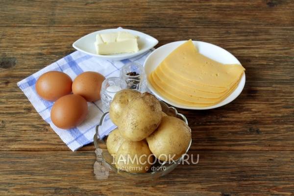 Картофель, запеченный с фаршем и перепелиными яйцами