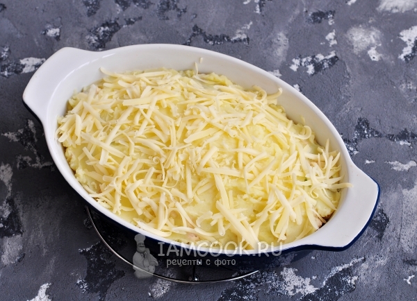 Посыпать тертым сыром