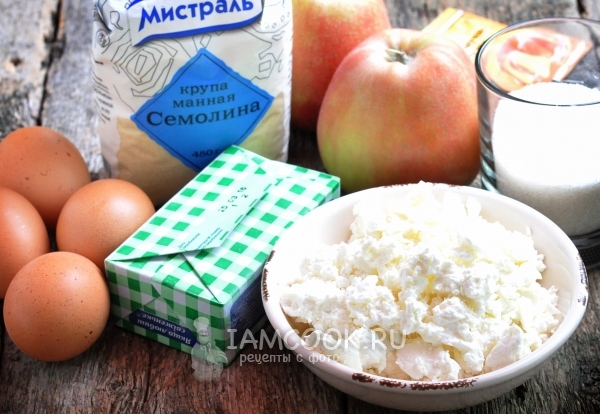 Ингредиенты для шарлотки с творогом и яблоками в духовке